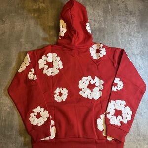 Denim Tears The Cotton Wreath Sweatshirt
Red Size S AUTHENTIC